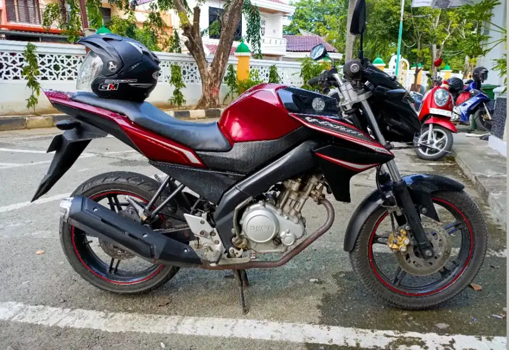 Yamaha V-xion Lightning 2014 MULUS