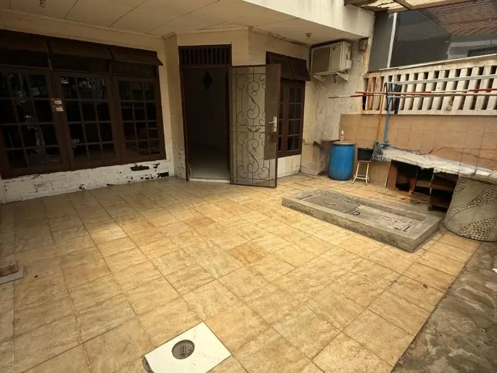 MURAH !! DIJUAL RUMAH SUNTER DALAM KOMPLEK 2 LANTAI KOSONGAN SIAP HUNI