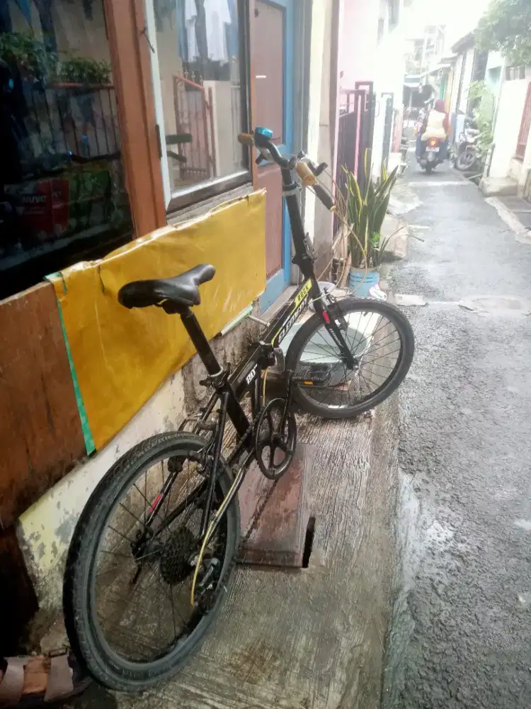 Sepeda lipat element