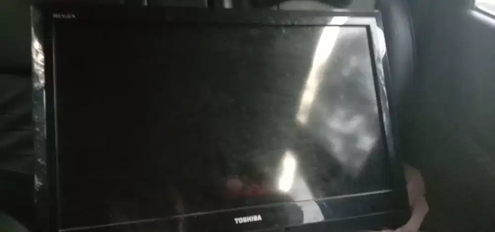 Dijual tv 32inc merk Toshiba ,kondisi tv masih bagus gak ada minus nya
