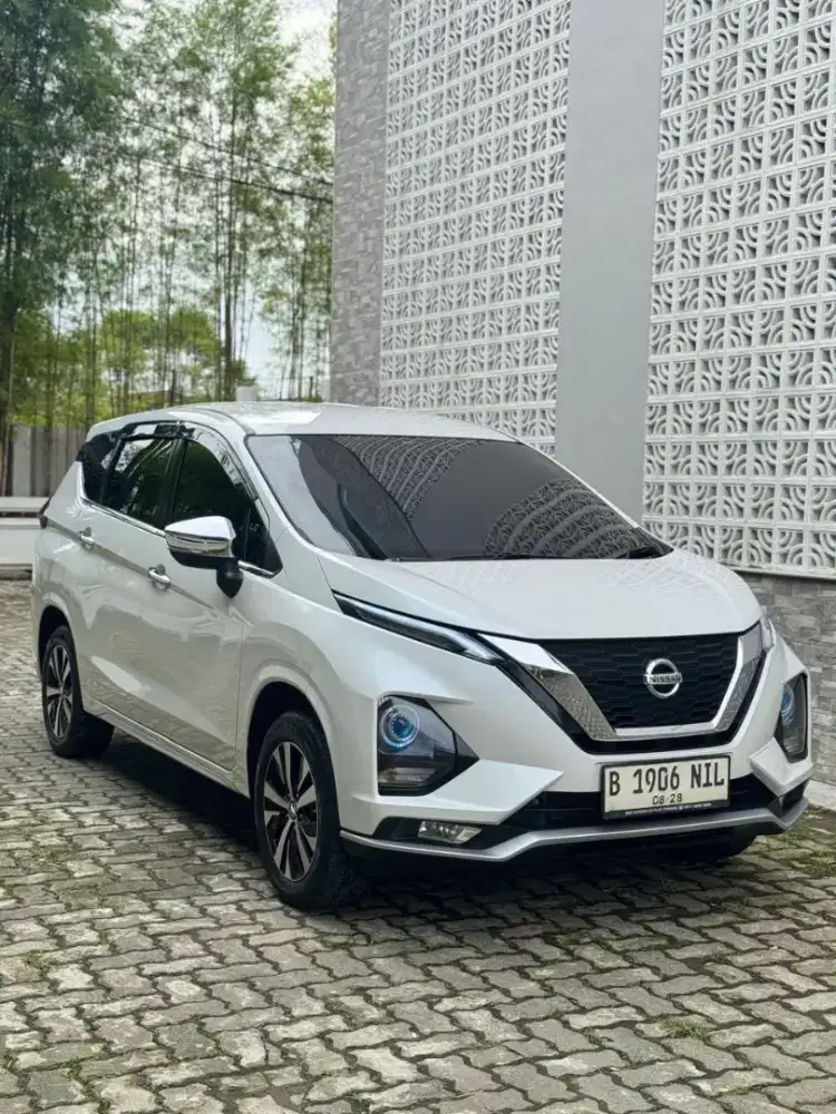 Dijual 1 Unit Mobil Pribadi Livina 2019 Matic Type VL