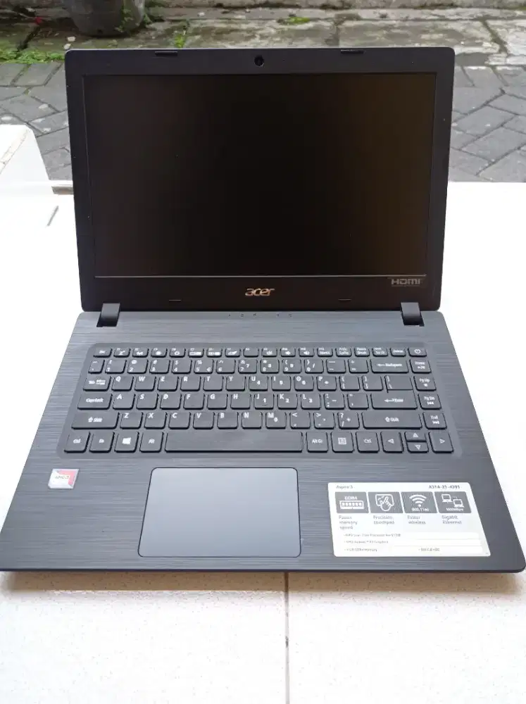 Laptop Acer Aspire 3 Mulus AMD A4, Normal Like New