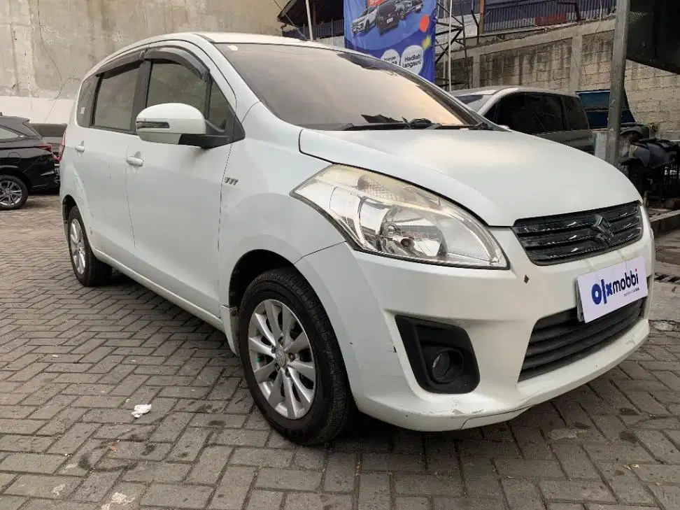 DP MURAH Suzuki Ertiga 1.4 GL Bensin-AT 2016 CUGYB