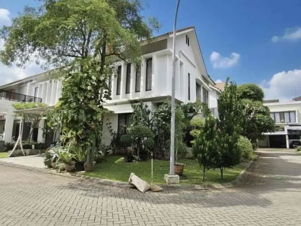 Rumah bagus posis hoek dalam cluster di Discovery bintaro sektor 9