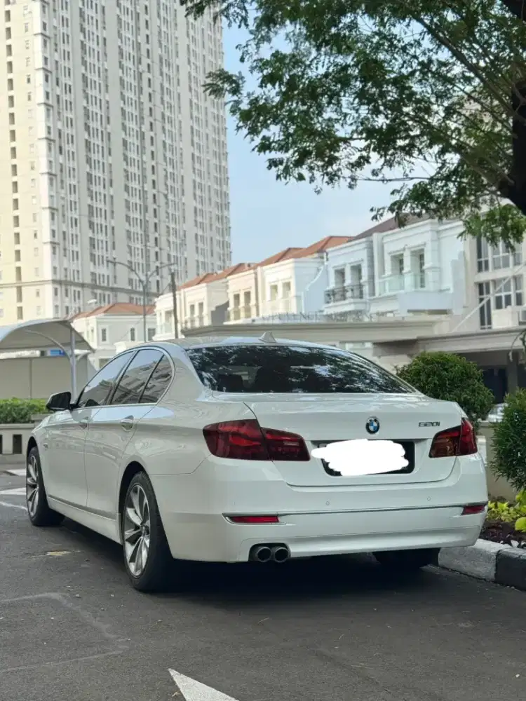 BMW 520 i AT 2014 Putih Siap Pakai