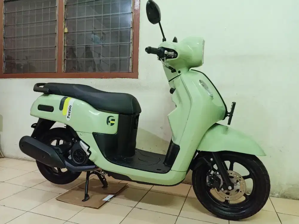 Yamaha FAZZIO 125 HYBRID CONNECTED KEYLESS 2025 BL 9 (KM LOW 1 RB ASLI