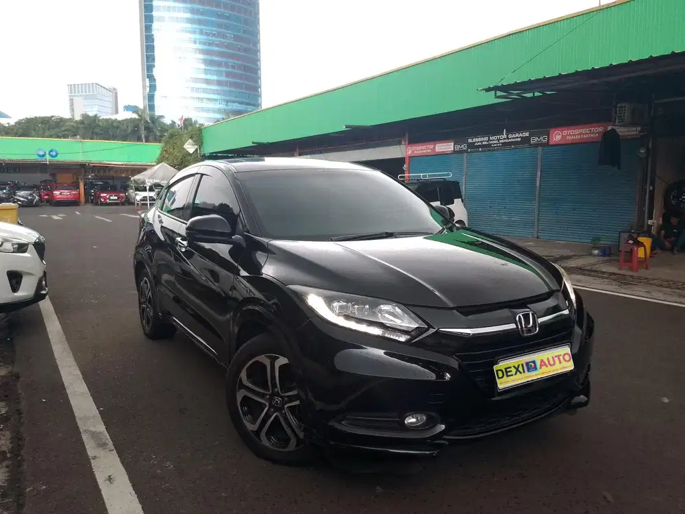 (KM40000)HONDA HRV 1.8 AT PRESTIGE NIK 2018 SUNROOF KM RENDAH!!