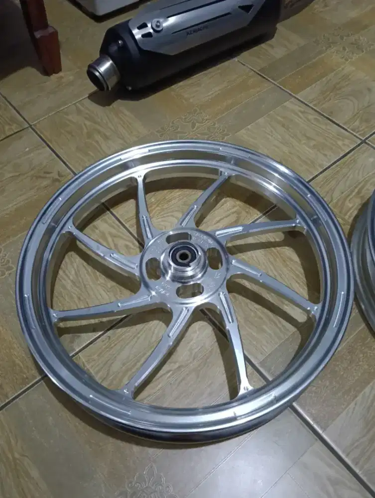 Velg Delkevic M8/D Series Ring 14 Mio