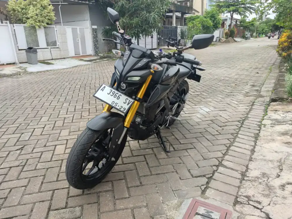 Yamaha MT-15 Hitam 2019 Kondisi Super Istimewa Pajak Panjang