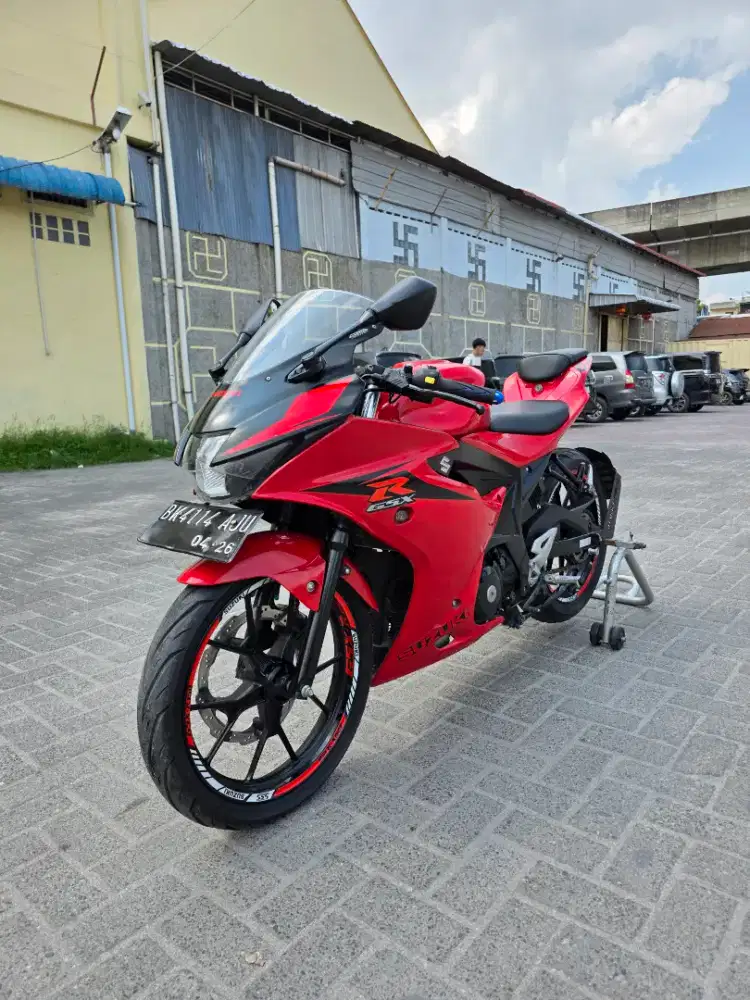 Suzuki GSX R150 Merah Hitam 2020 pmk 2021