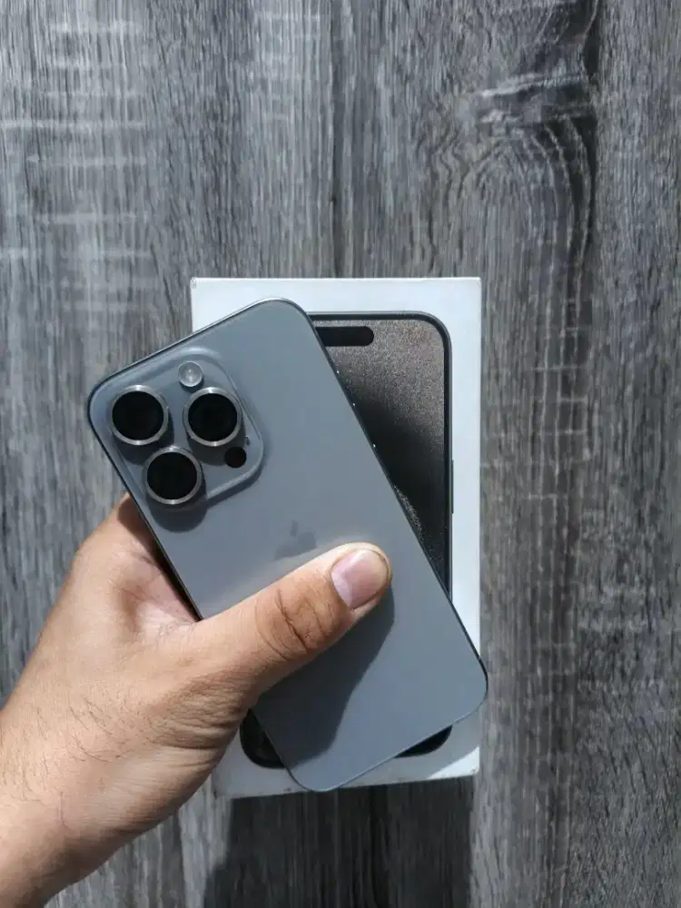 iPhone 15 pro 128 gb mulus lengkap