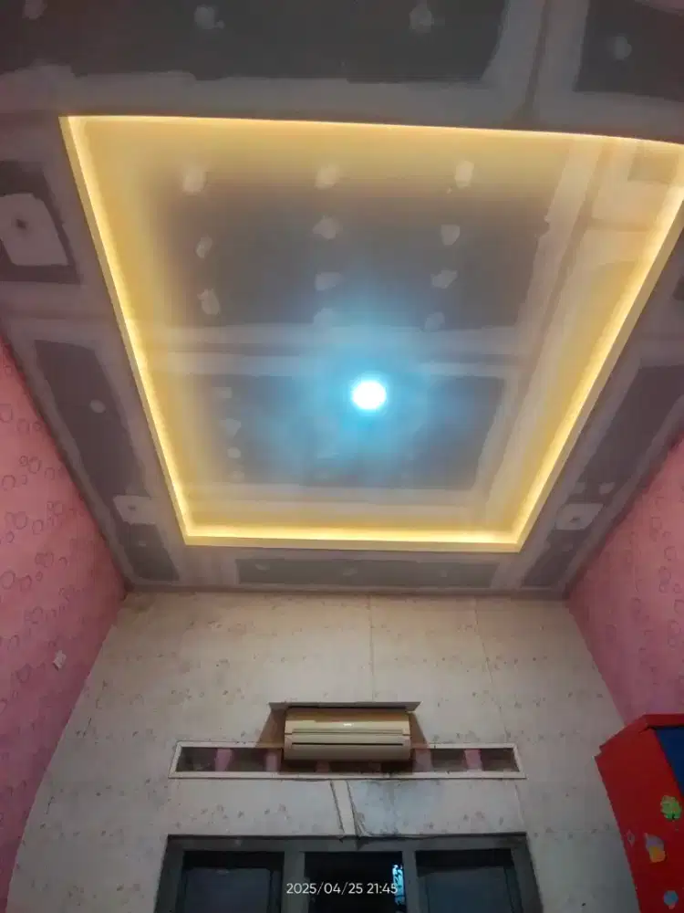 Dekorasi kantor spesialist gypsum pvc wpc molding siap pasang murah