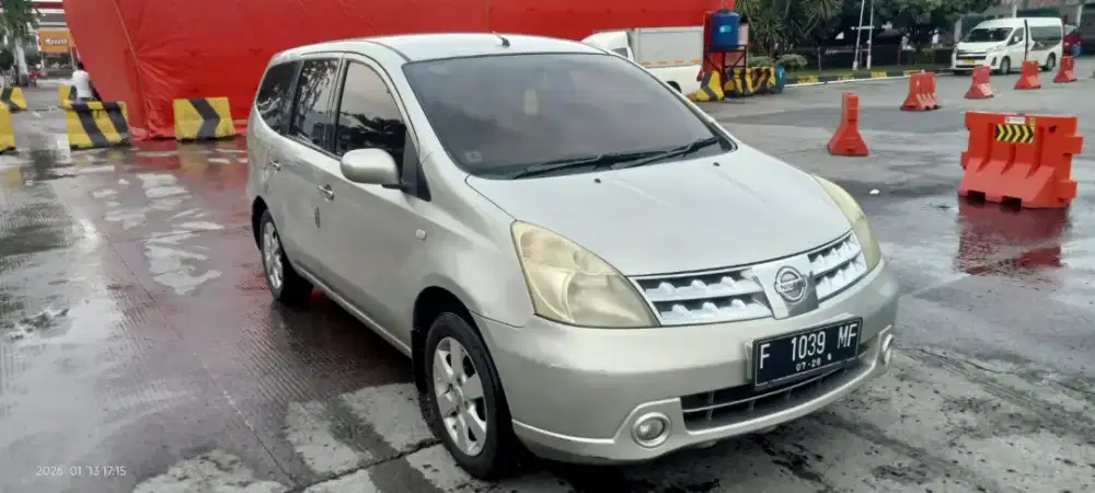 Istimewa.!! Nissan Grand Livina xv AT 2008