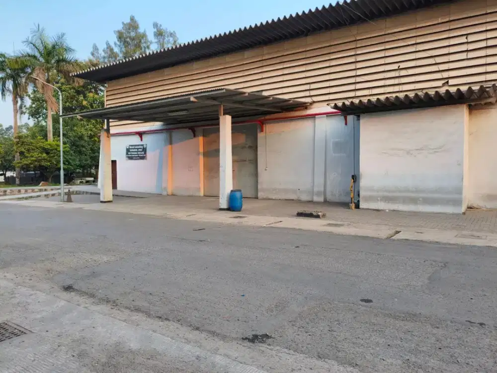 Gudang Di Cikokol Tangerang Luas 1.350 m2 Lokasi Strategis