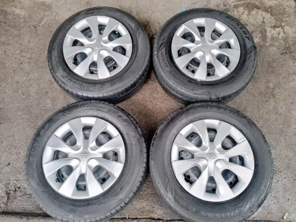 Dijual. 4pc velg kaleng+ban avanza/xenia R14+ban 185/70 14