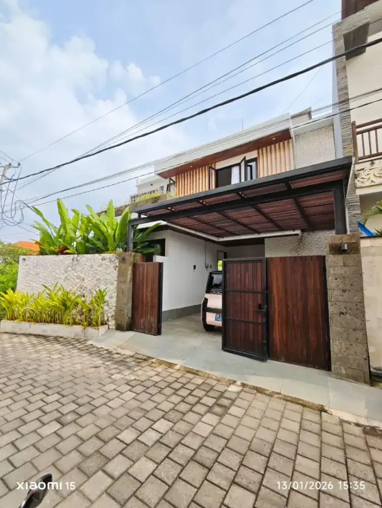 VILLA BARU LUXURY SANUR DEKAT PANTAI
