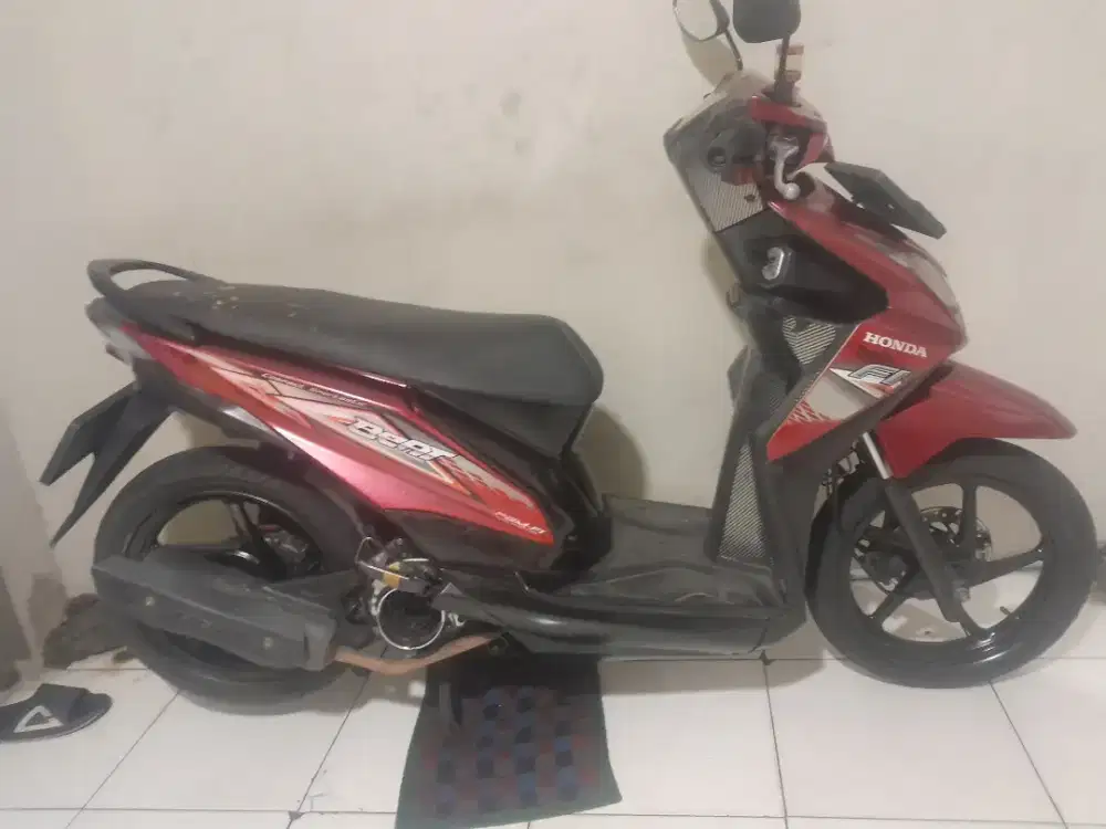 Honda beat PGM-Fi dki timur 2014 komplit original mantap siap pakai