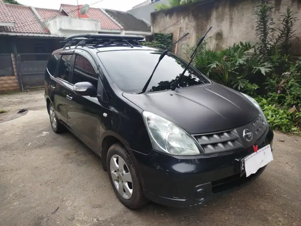 Grand Livina 1,5XV MT thn 2009