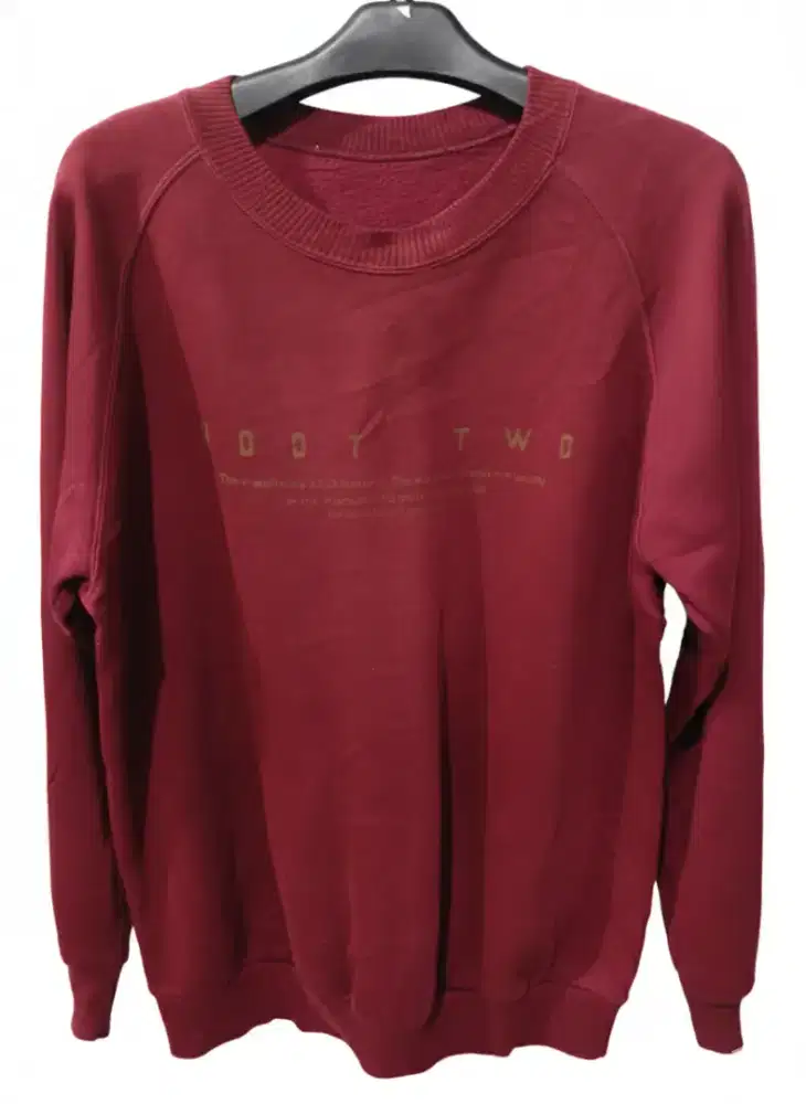 Sweater Crewneck Maroon