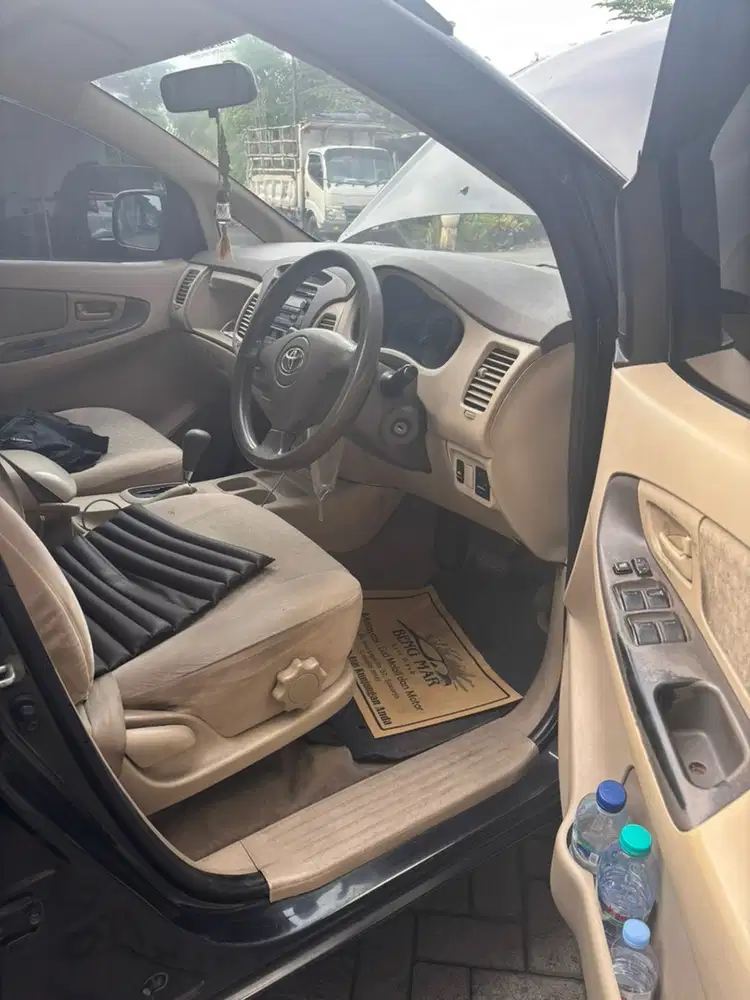 Toyota Kijang Innova 2007 Bensin