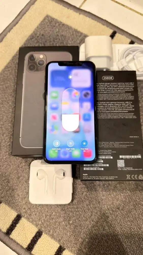 Iphone 11 Pro 256GB Grey Resmi Ibox Mulus Lengkap