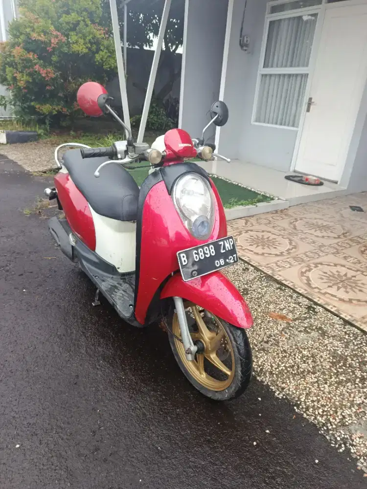 Scoopy 2011 lengkap