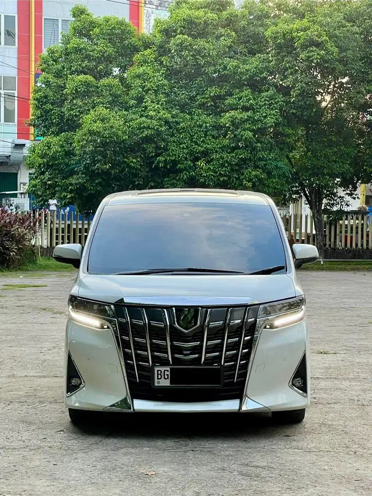 Toyota Alphard G ATPM 2023, Pakaian Pribadi, Terawat