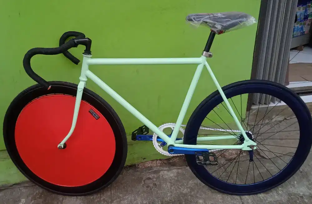 Sepeda fixie lokal L