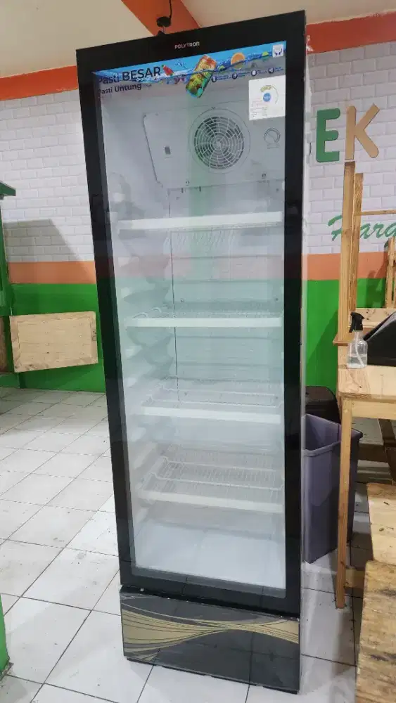 Showcase polytron 4 rak