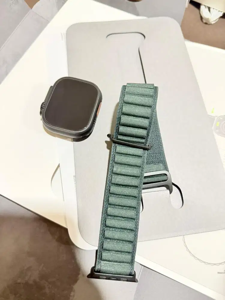 Dijual Apple Watch Ultra 2