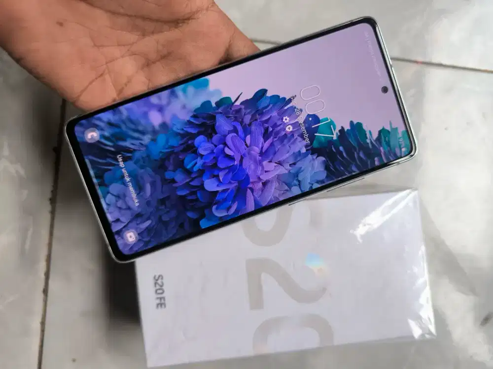 Samsung galaxy S20 FE 8/128 original ex resmi Indonesia