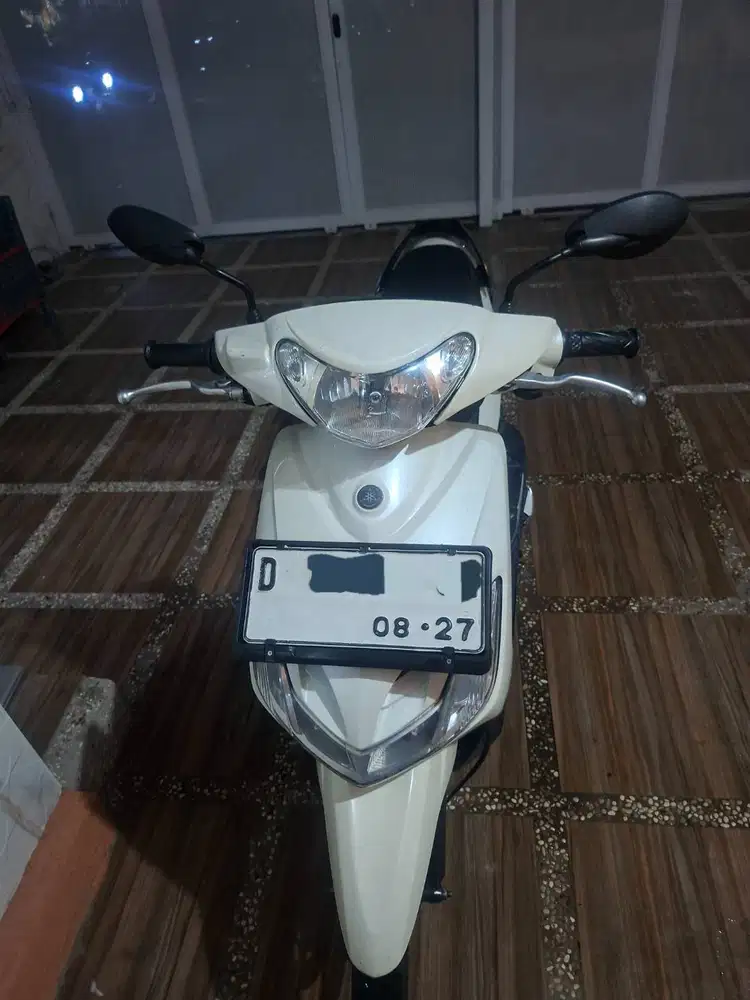 Mio Smile 2012 Putih Mulus