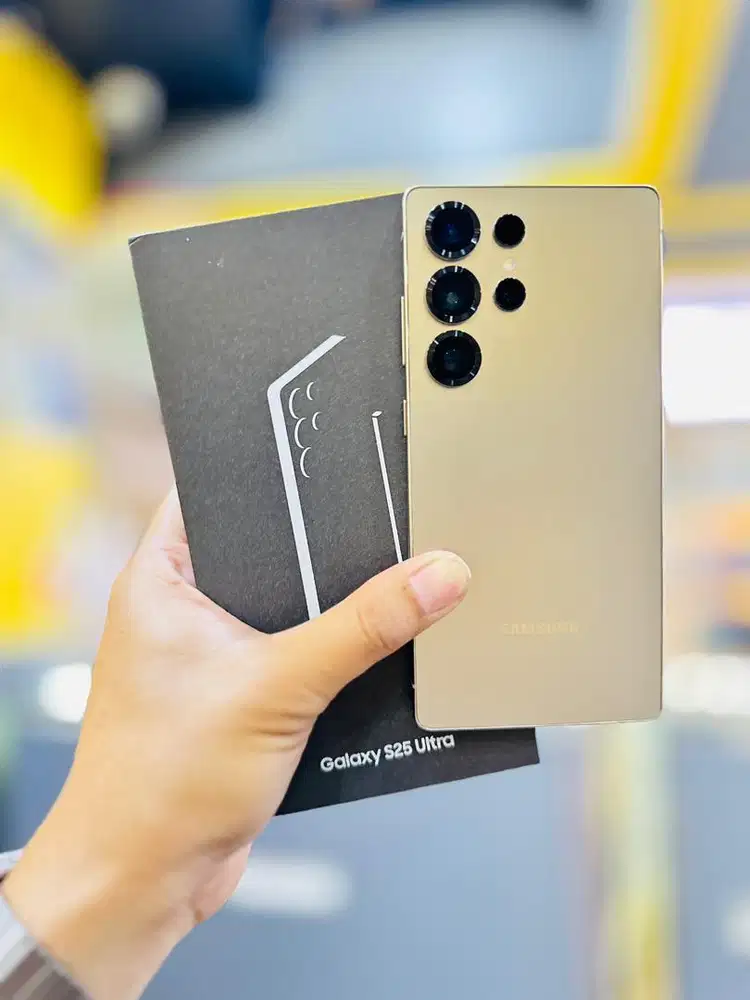 Samsung S25 Ultra 12/512 Like new