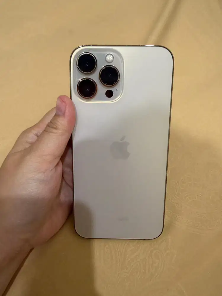 IPHONE 13 pro max gold 128 gb Kondisi mulus bagus