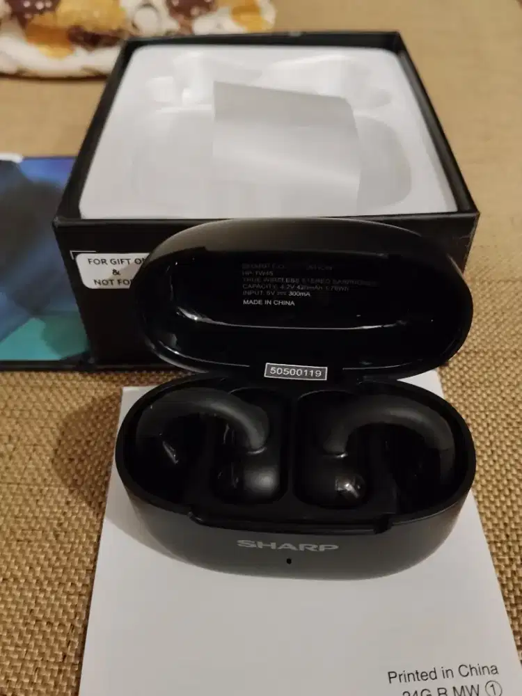 SHARP TW45, wireless strereo