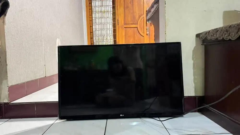 Televisi LG LED TV 32 32LK500BPTA