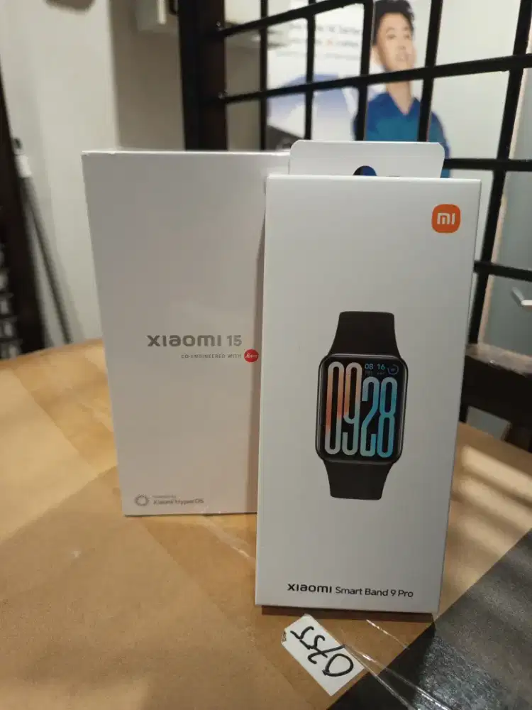 Xiaomi 15 Free Smart Band 9 Pro