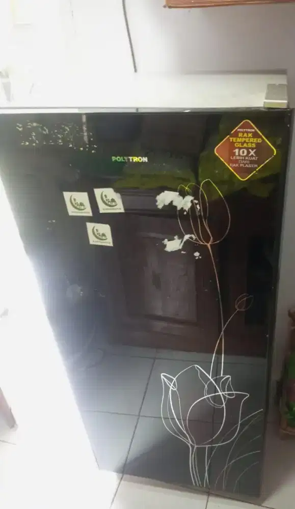 Ready stock kulkas 1pintu merek polytron