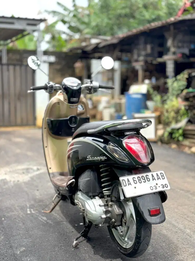 JUAL HONDA SCOOPY 2015