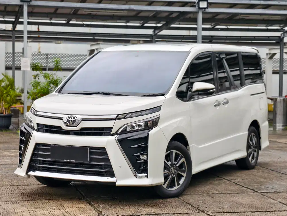 [35RB] TOYOTA VOXY 2.0 MATIC 2019 PUTIH GENAP