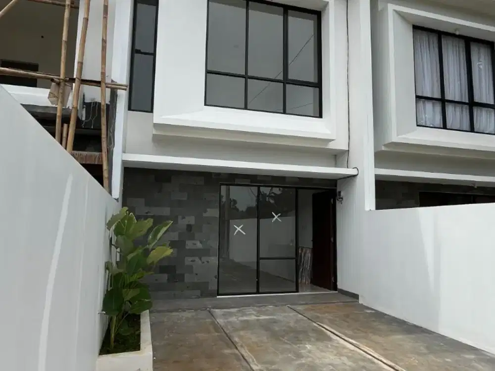 DIJUAL RUMAH READY STOCK 800 JUTAAN 7 MENIT AKSES TOL JATIASIH