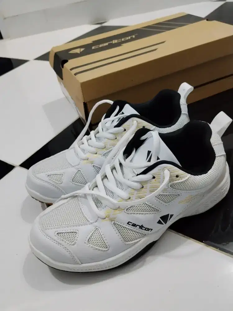 Jual murah sepatu badminton Carlton