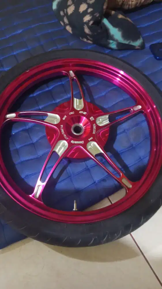 Velg Delkevic bintang laut ring 17