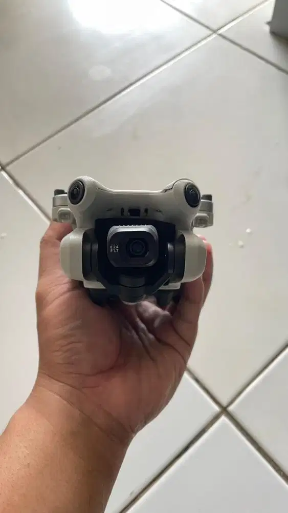 Dji mini 4 pro drone