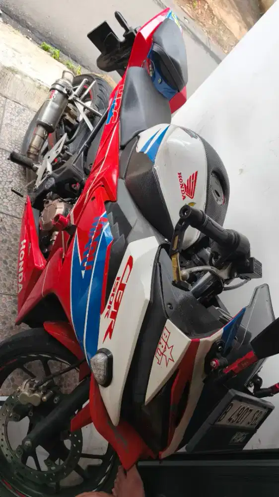 Honda cbr 150 low km