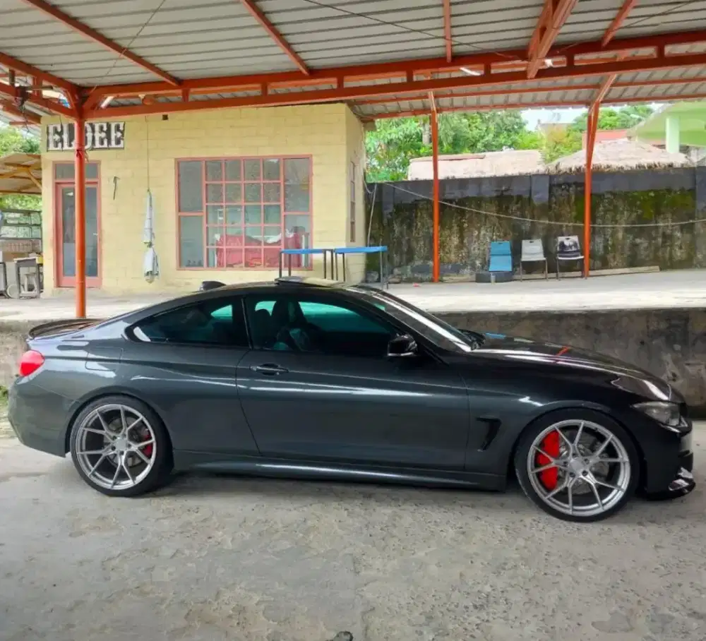 MURAH. BMW 435i COUPE M Sport 2015 f32 cls350 2014