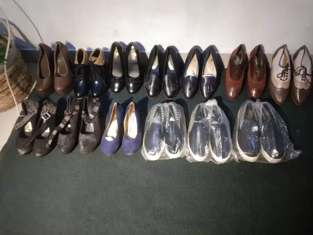 Jual borong sepatu anak