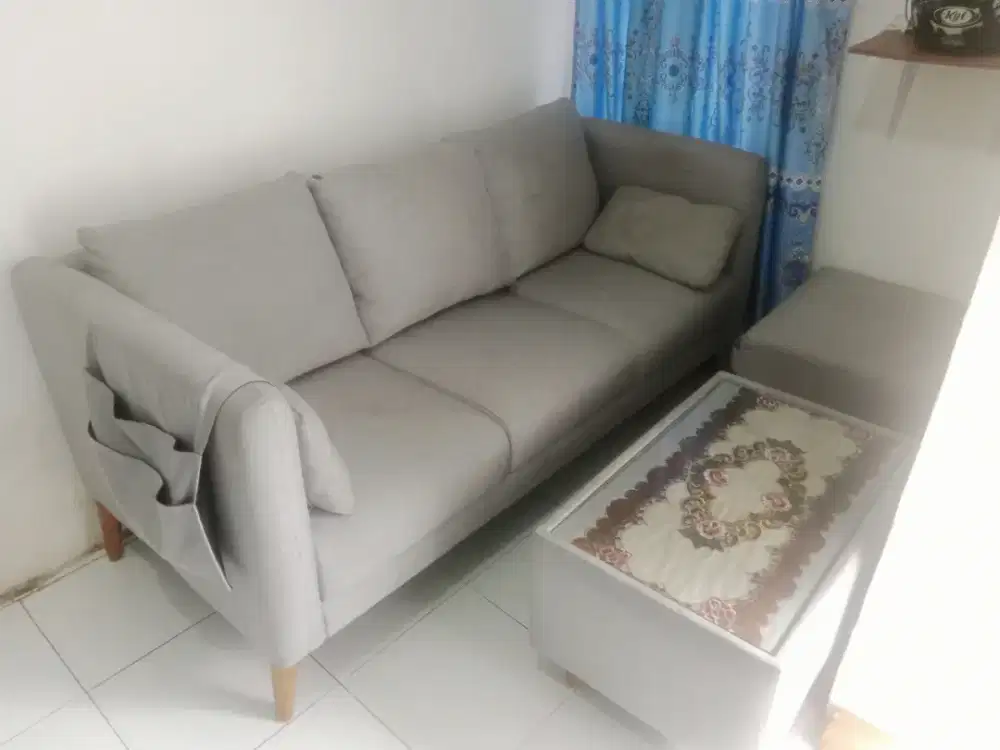 Sofa Minimalis..