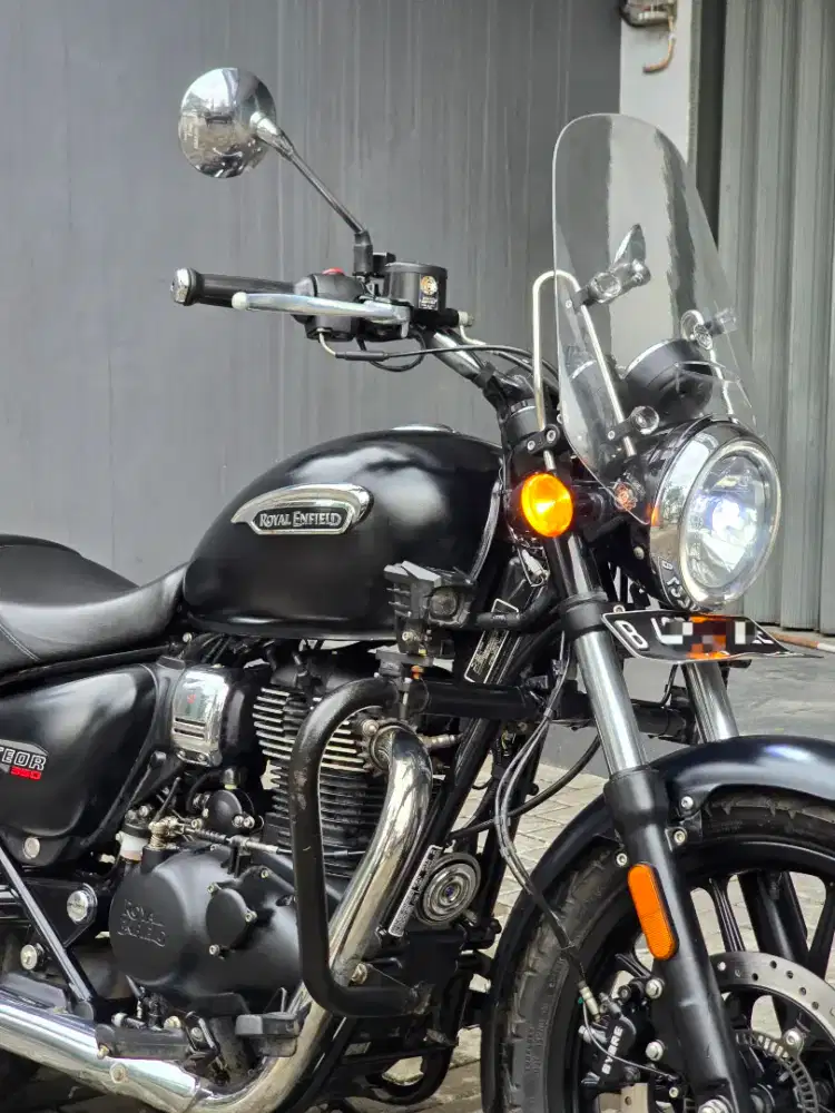 Moge Classic Royal Enfield Meteor 350 th 2022 Pmk Km 4rb Stellar Black