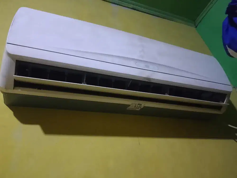 Di jual kipas angin berbentuk AC